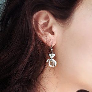 Rhinestone Silver Tone Cat Kitty  Earrings Jewelry